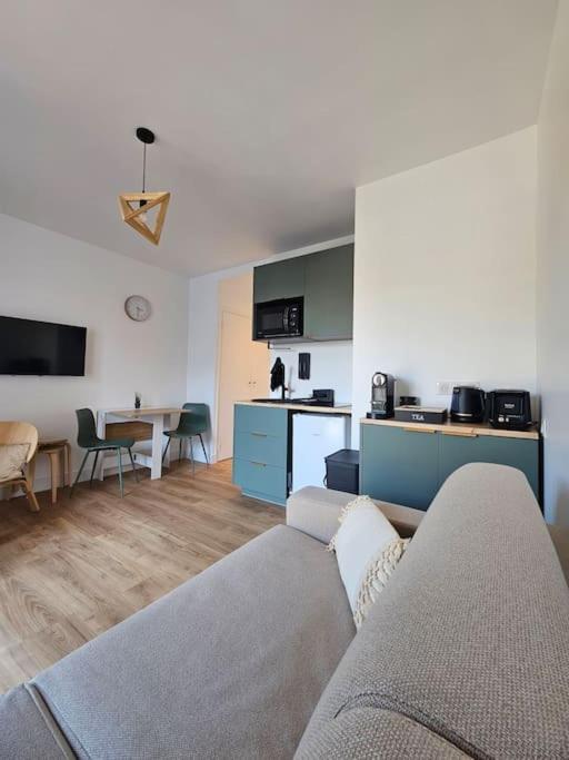 Studio Saint-Laurent-Du-Var Bord De Mer Екстер'єр фото